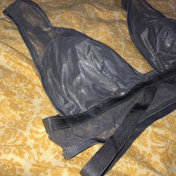 Victoria’s Secret Mesh & Shine Plunge Bralette Bra - Picture 3 of 8